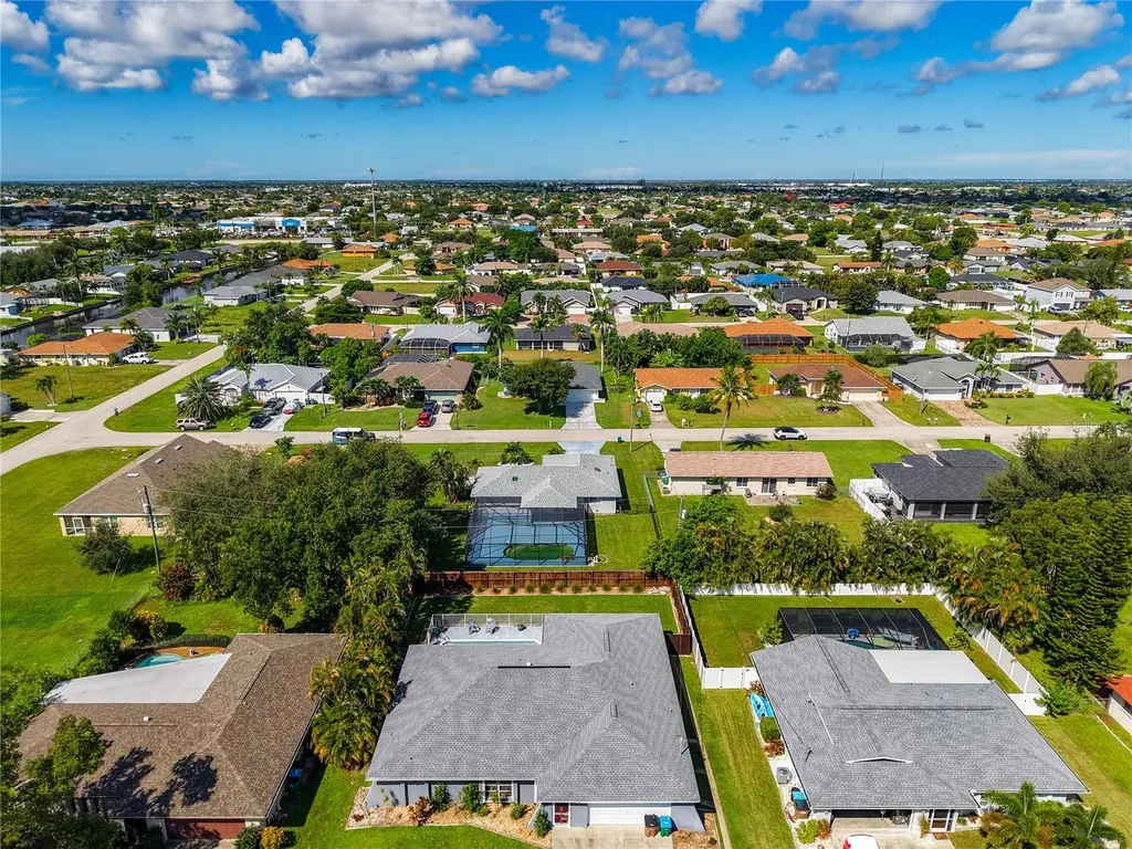 3815 SW 6th Avenue Cape Coral FL 33914