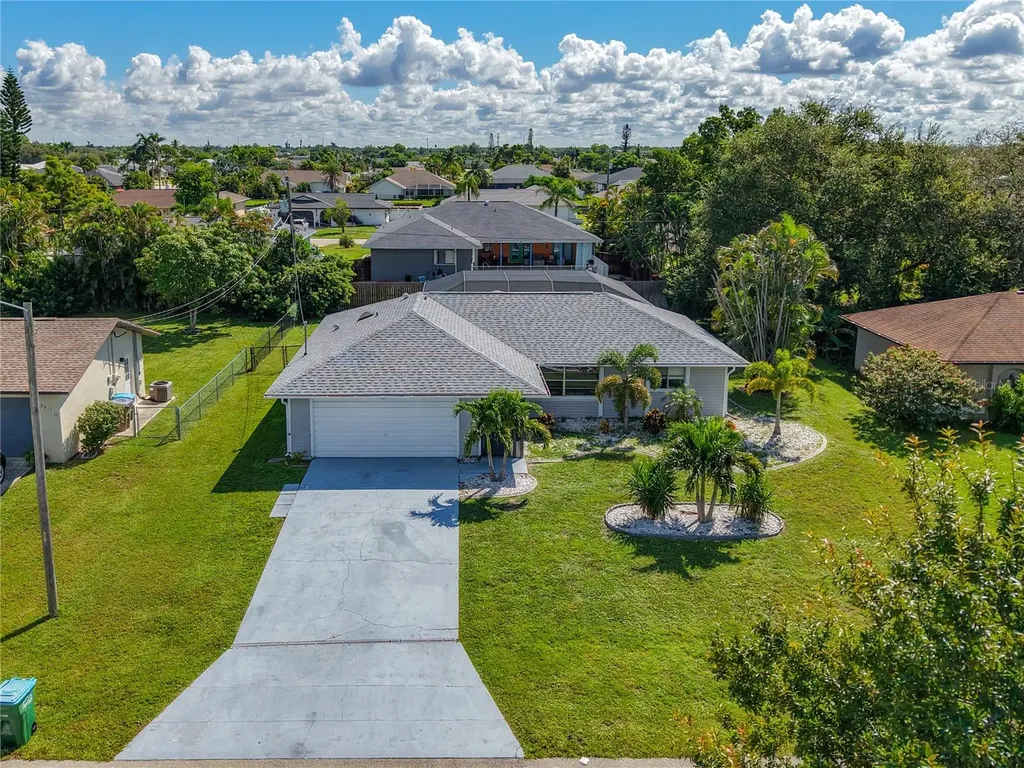 3815 SW 6th Avenue Cape Coral FL 33914