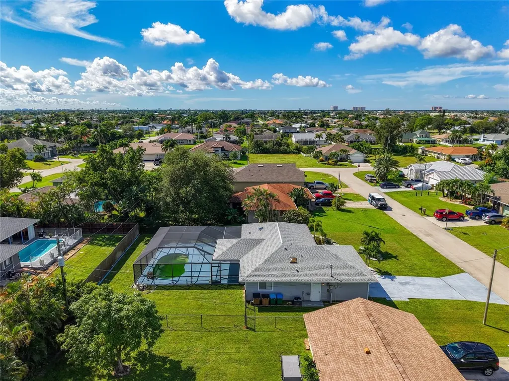 3815 SW 6th Avenue Cape Coral FL 33914