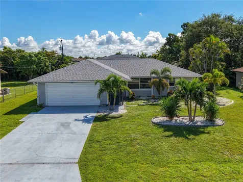 3815 SW 6th Avenue Cape Coral FL 33914