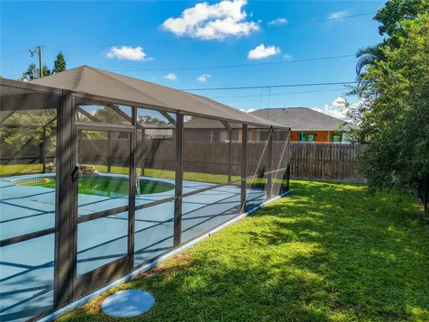 3815 SW 6th Avenue Cape Coral FL 33914