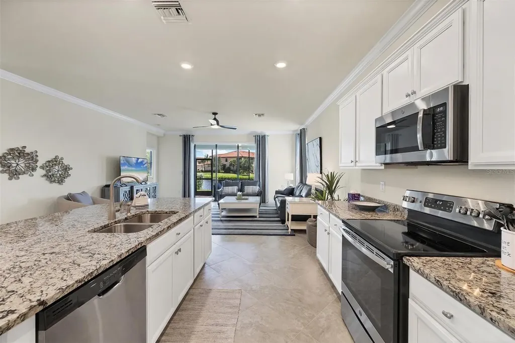 10097 Cozy Grove Drive Venice FL 34293