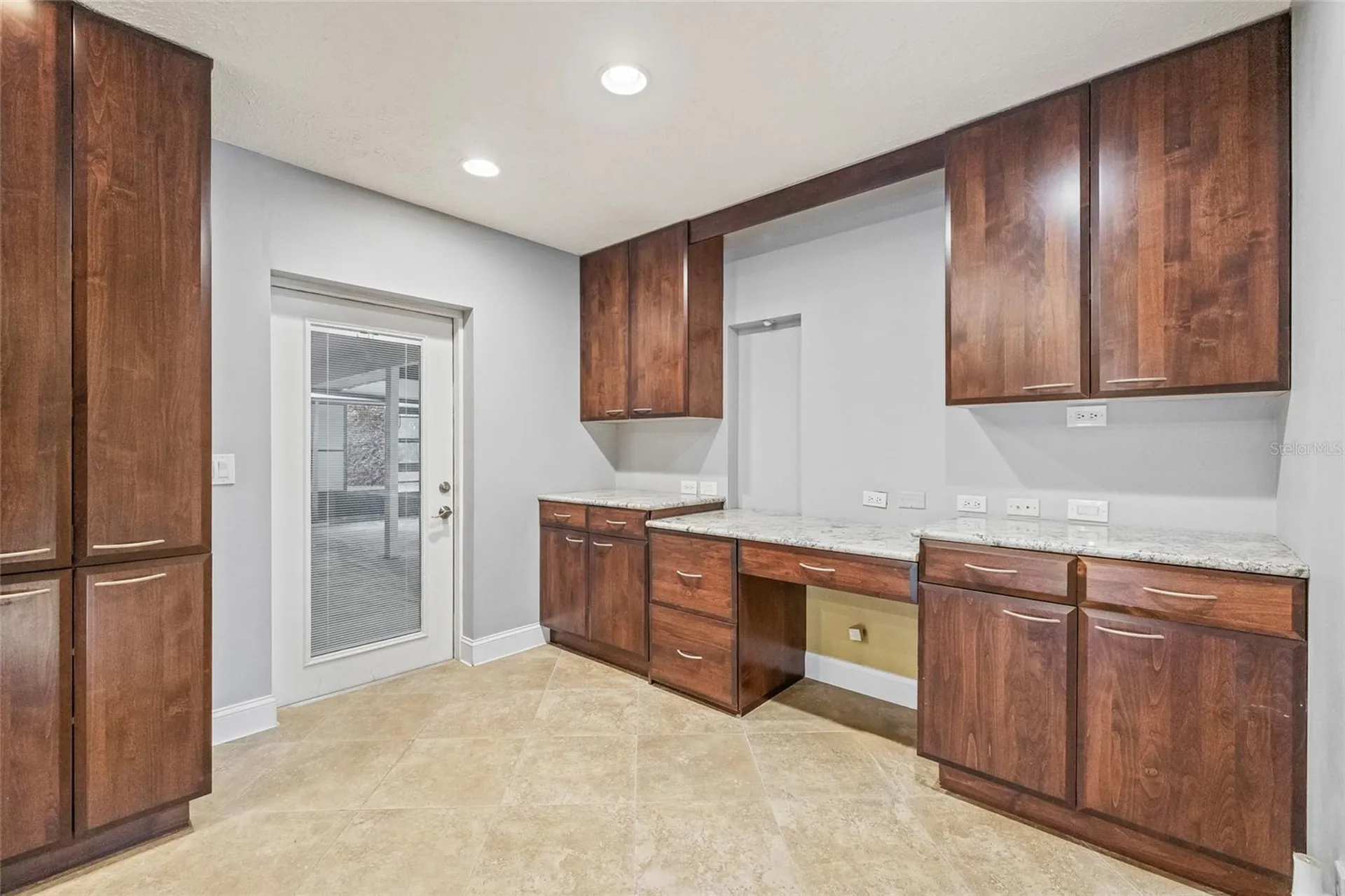 603 Cottage Grove Circle Valrico FL 33594