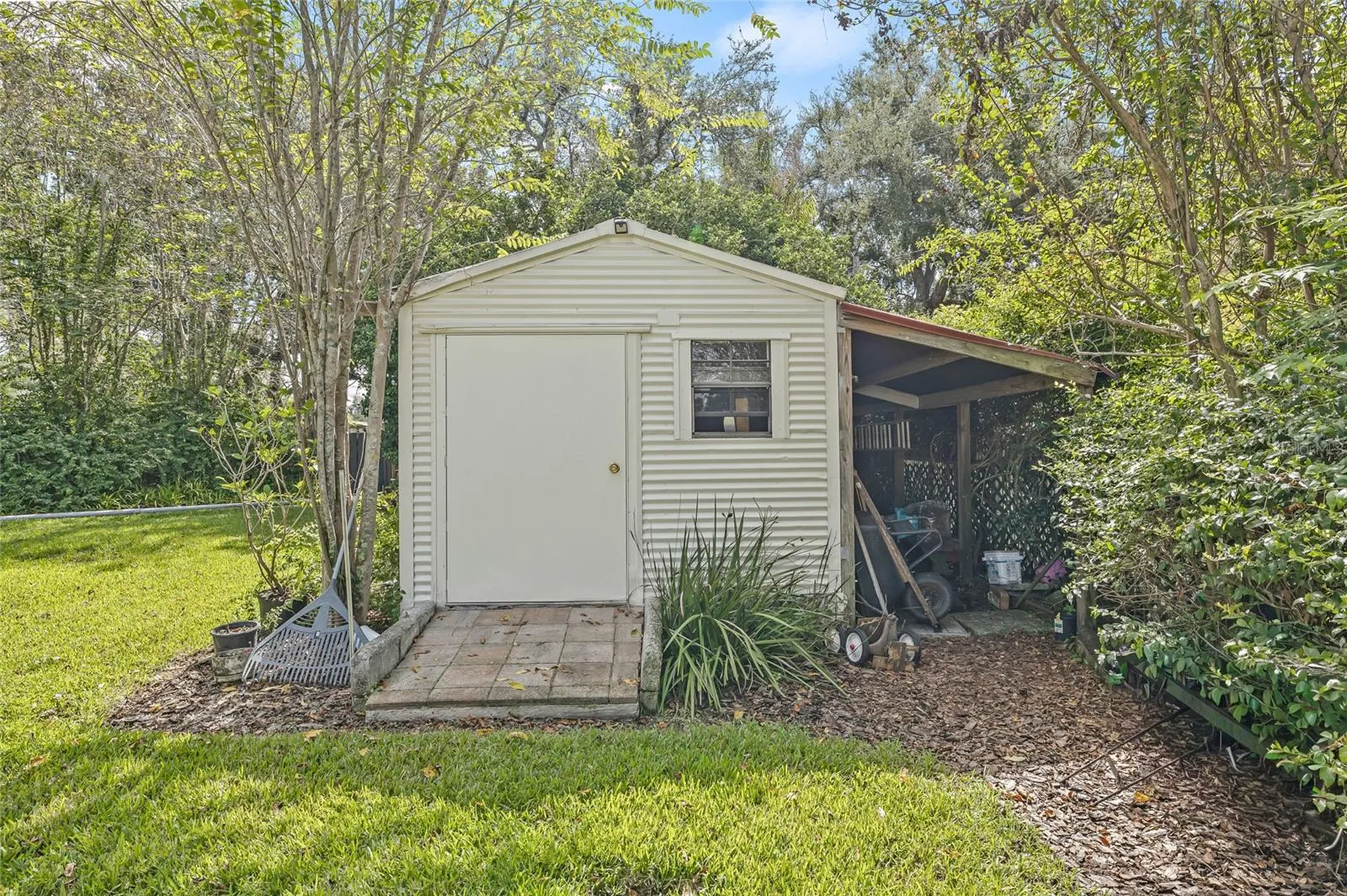 603 Cottage Grove Circle Valrico FL 33594