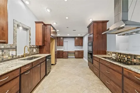 603 Cottage Grove Circle Valrico FL 33594