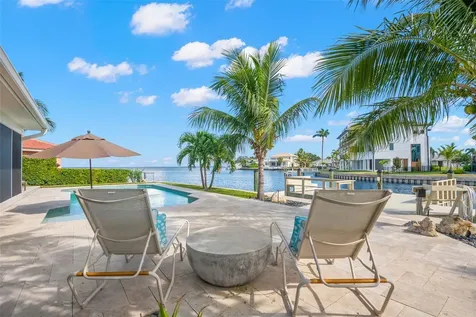 2280 Mermaid Point NE St Petersburg FL 33703