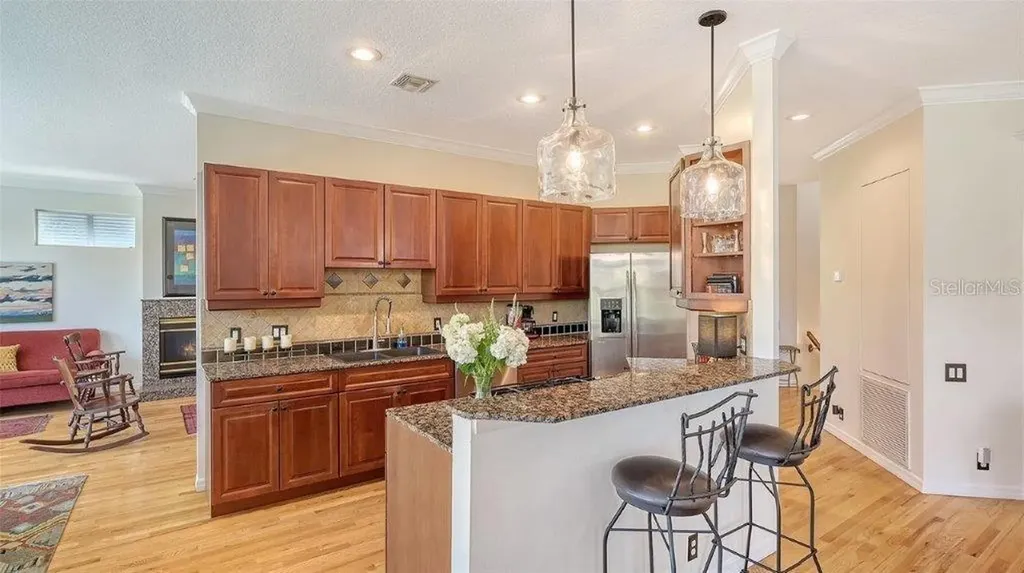 4922 Commonwealth Drive Sarasota FL 34242