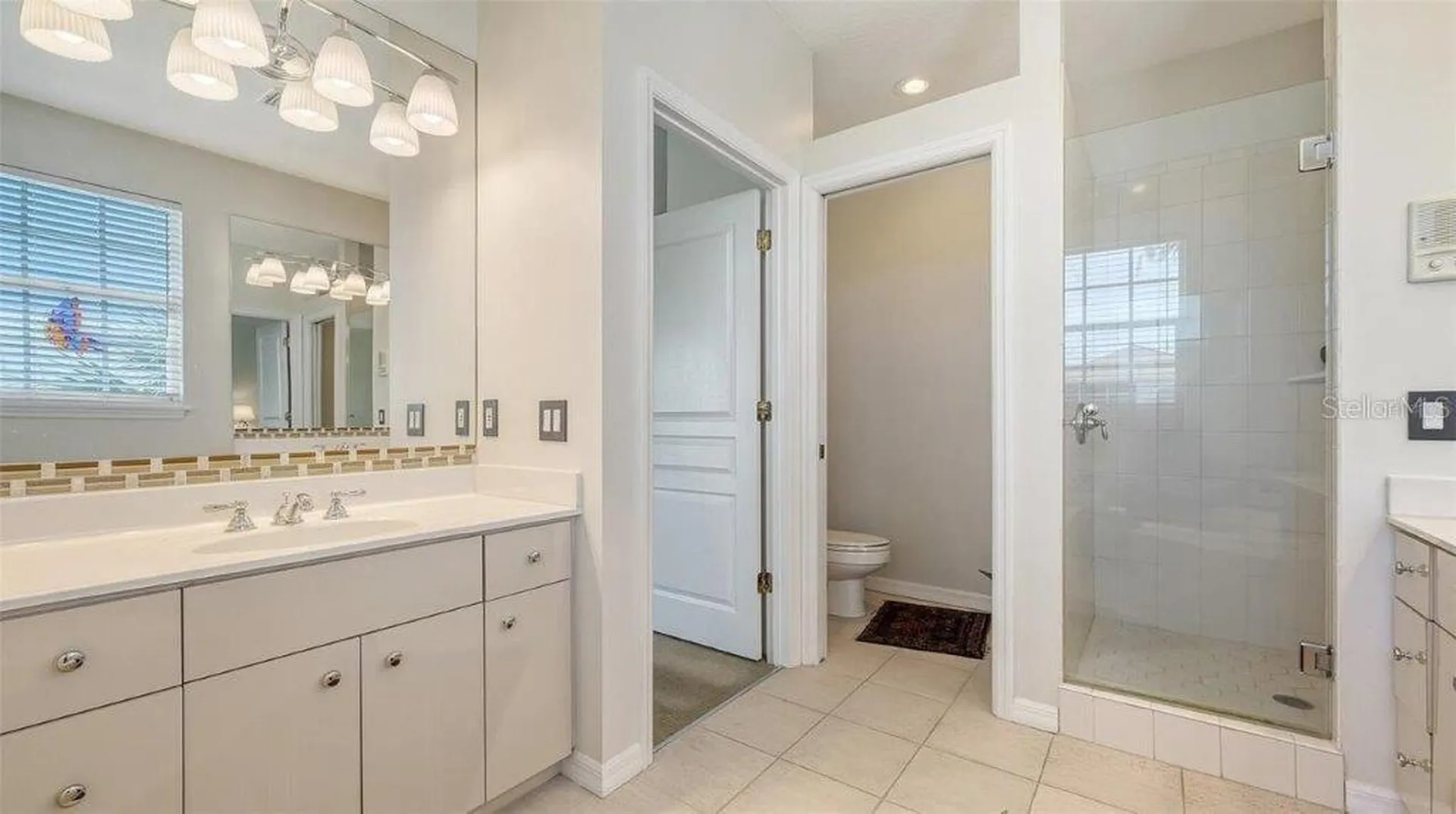 4922 Commonwealth Drive Sarasota FL 34242