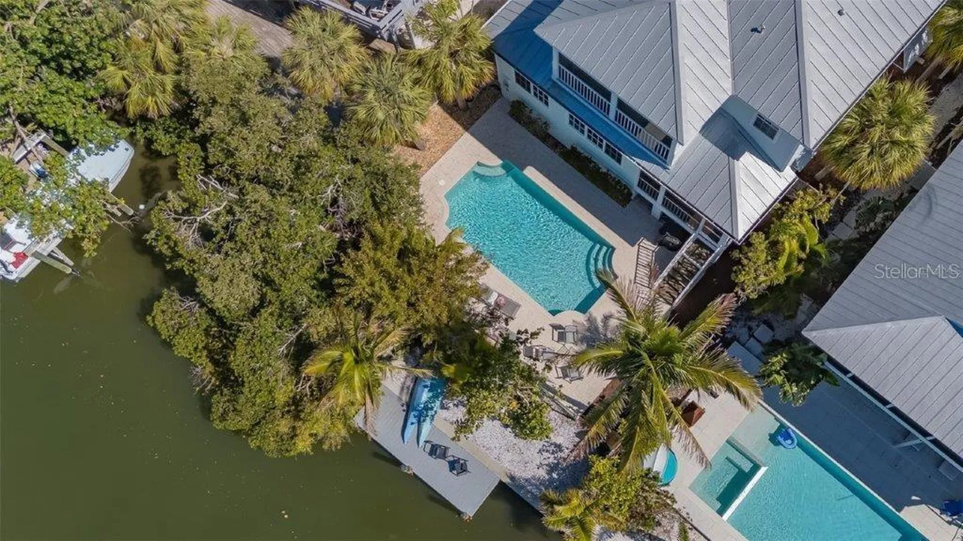 4922 Commonwealth Drive Sarasota FL 34242