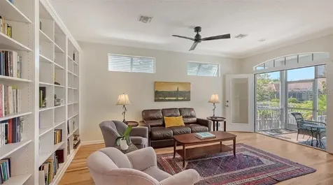 4922 Commonwealth Drive Sarasota FL 34242