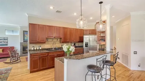 4922 Commonwealth Drive Sarasota FL 34242