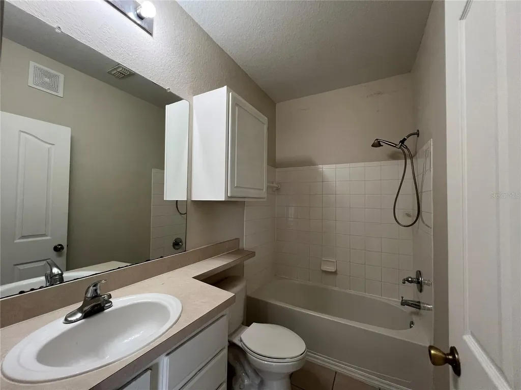 2537 Maitland Crossing Way Orlando FL 32810