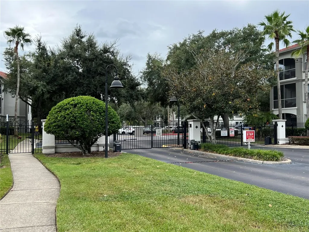 2537 Maitland Crossing Way Orlando FL 32810