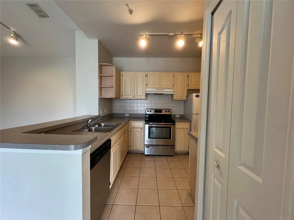 2537 Maitland Crossing Way Orlando FL 32810