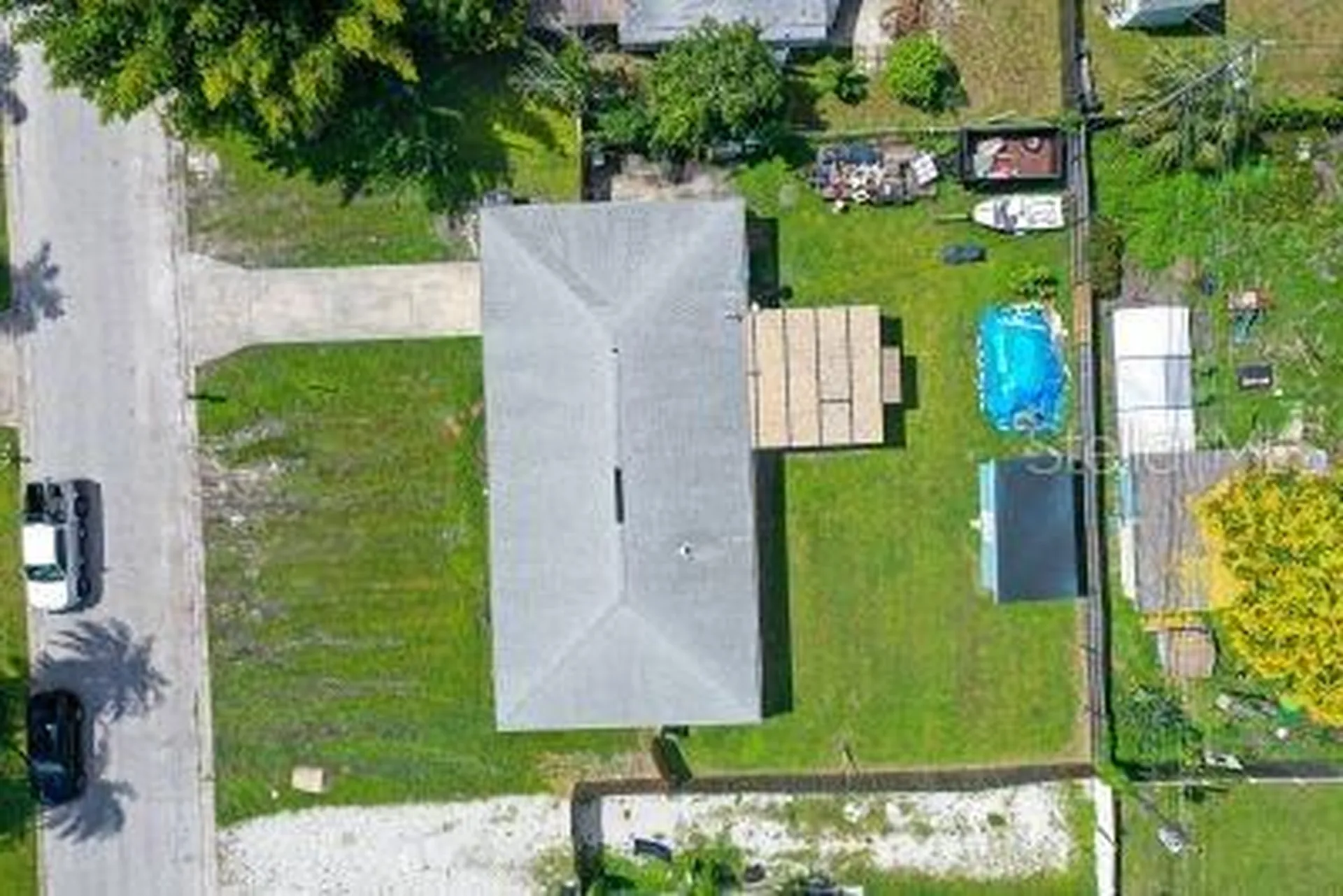 1104 Fruitland Avenue Bradenton FL 34207