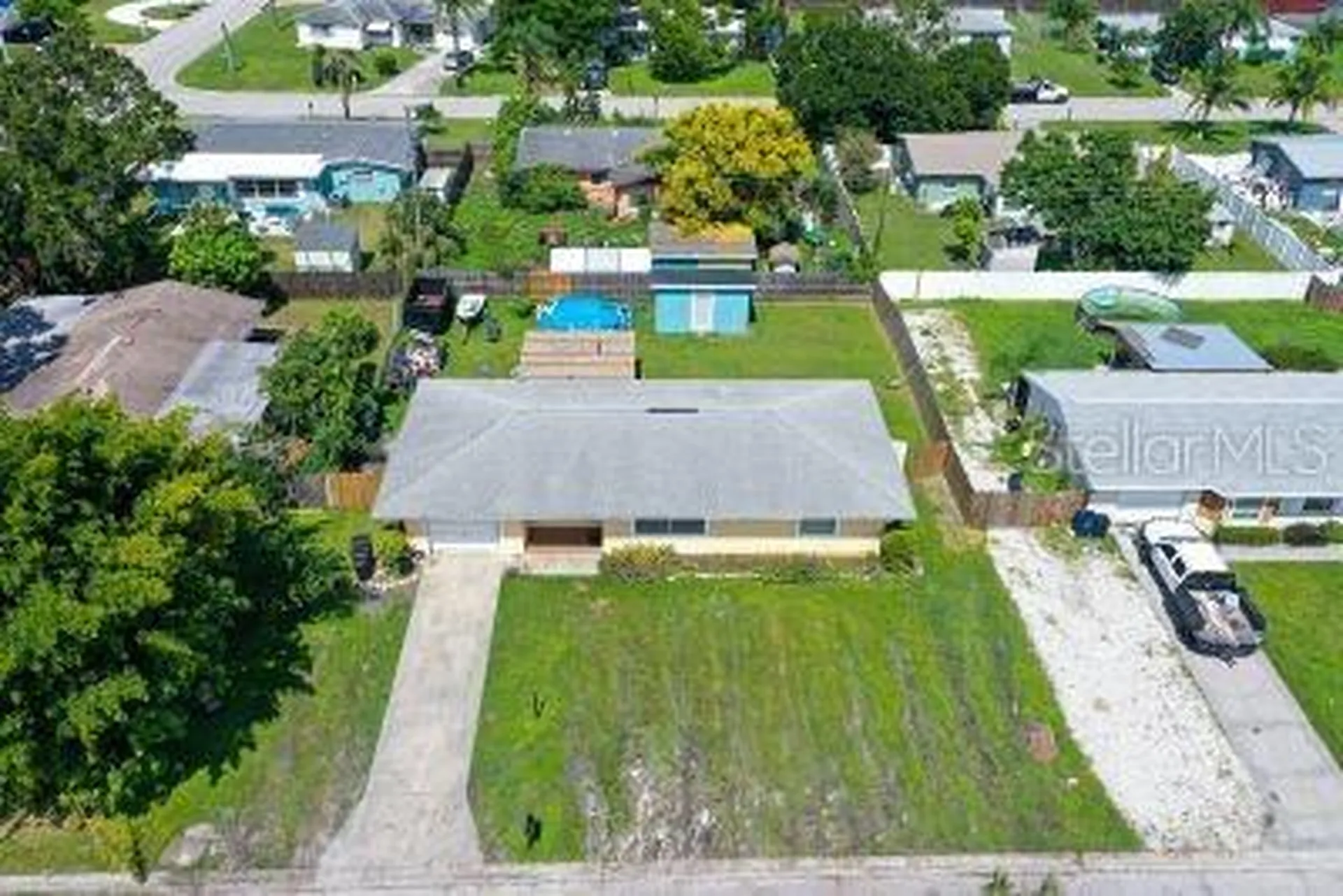 1104 Fruitland Avenue Bradenton FL 34207