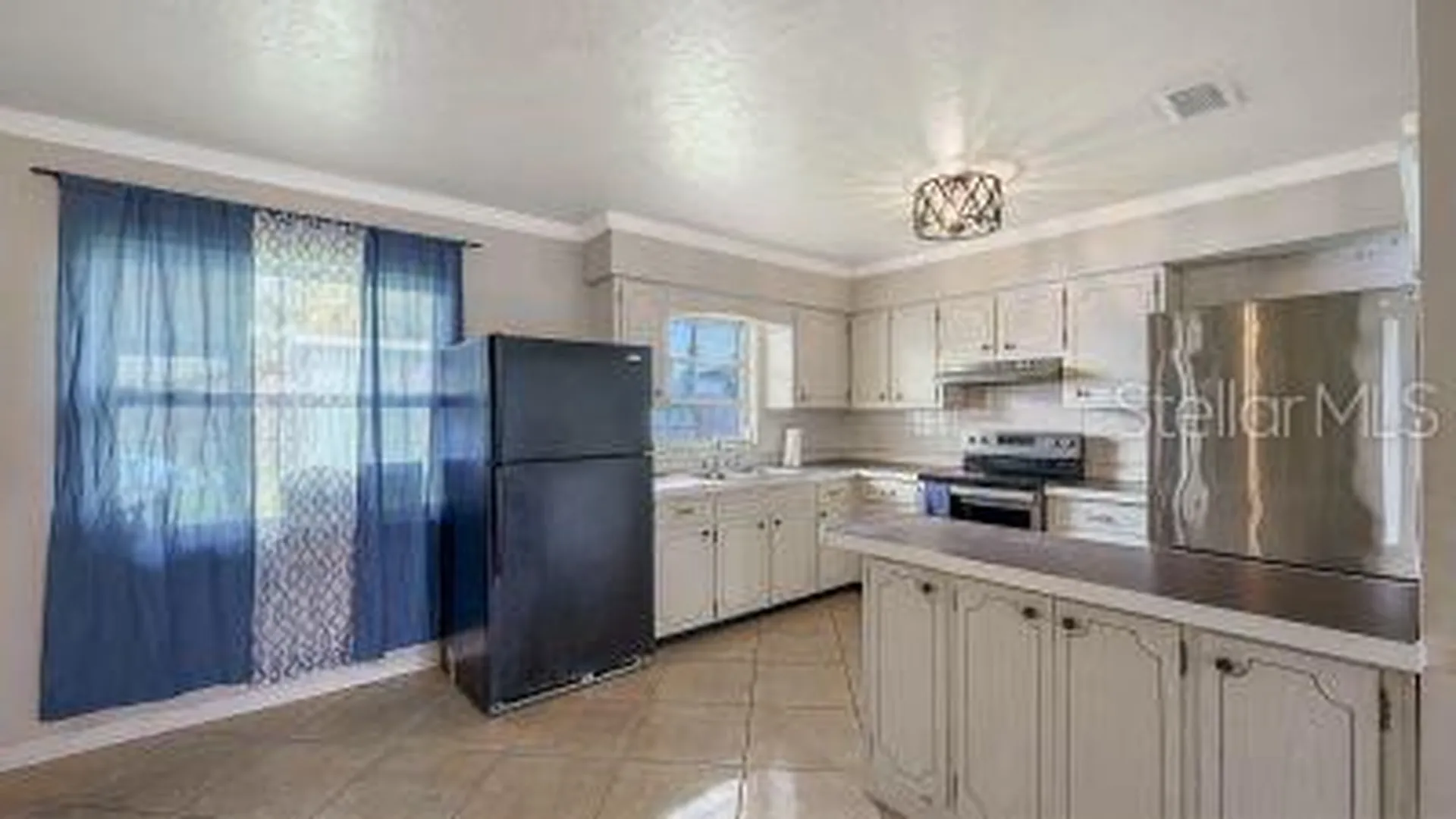 1104 Fruitland Avenue Bradenton FL 34207