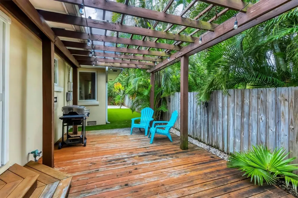 202 22nd Street W Bradenton FL 34205