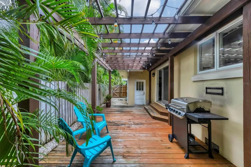 202 22nd Street W Bradenton FL 34205