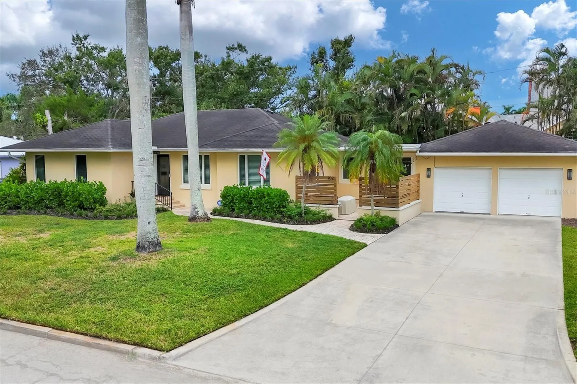 202 22nd Street W Bradenton FL 34205
