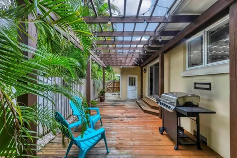 202 22nd Street W Bradenton FL 34205