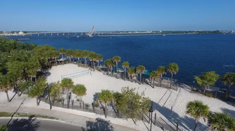 202 22nd Street W Bradenton FL 34205