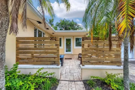 202 22nd Street W Bradenton FL 34205