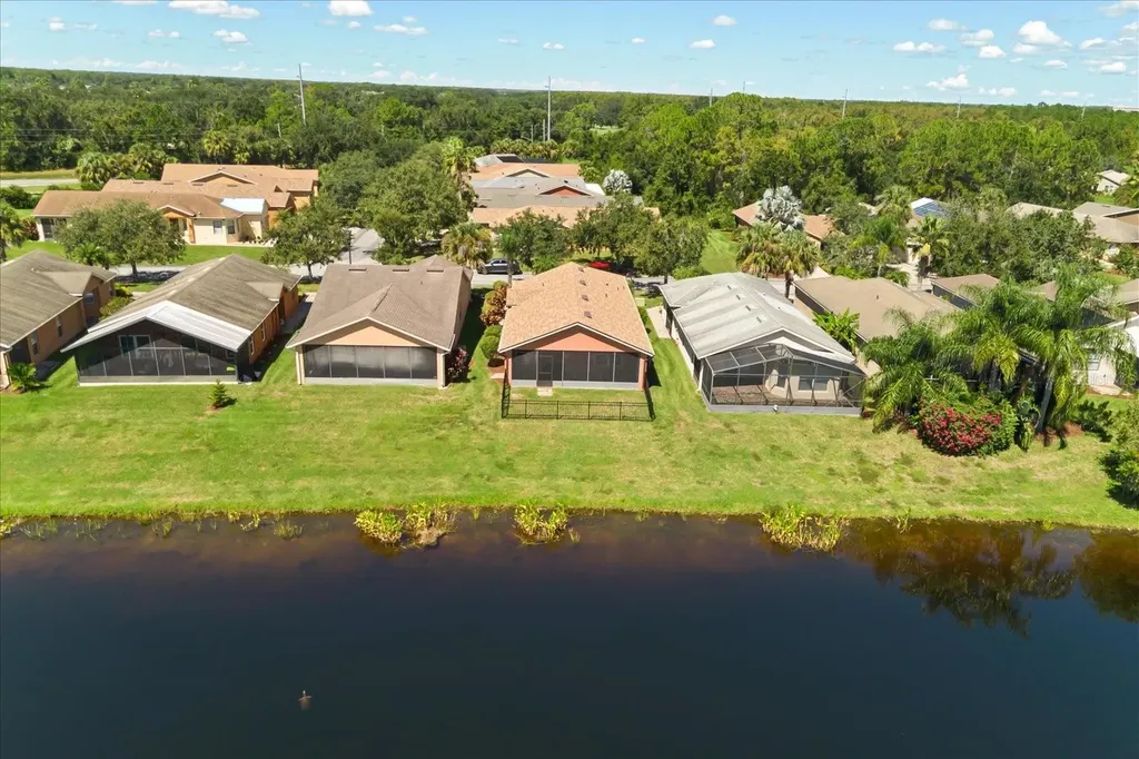 189 Grand Canal Drive Kissimmee FL 34759