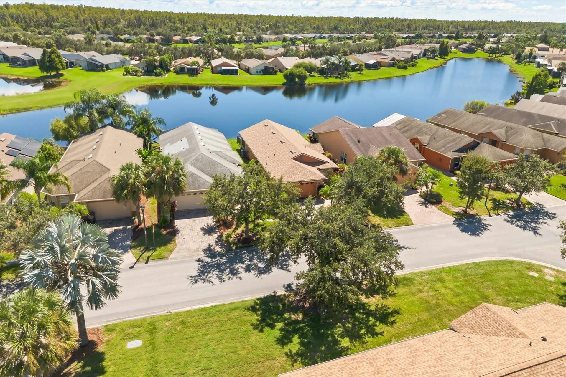 189 Grand Canal Drive Kissimmee FL 34759