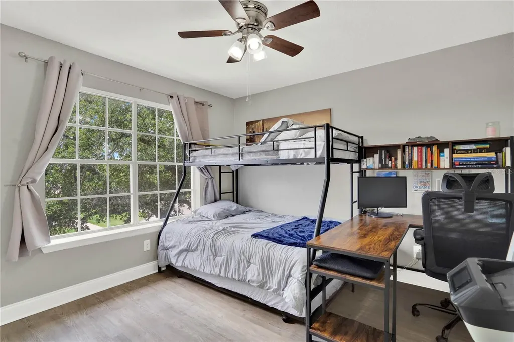 5545 Devonbriar Way Orlando FL 32822