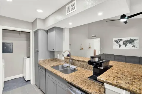 5545 Devonbriar Way Orlando FL 32822