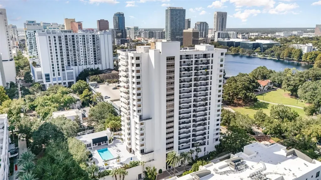 530 E Central Boulevard Orlando FL 32801