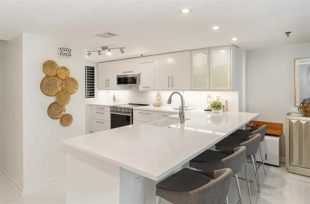 530 E Central Boulevard Orlando FL 32801