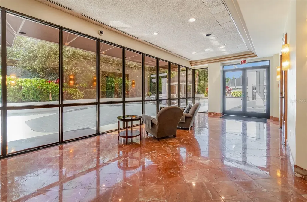 530 E Central Boulevard Orlando FL 32801