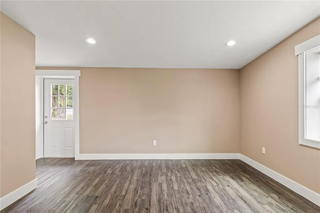 5870 S Us 301 Bushnell FL 33513