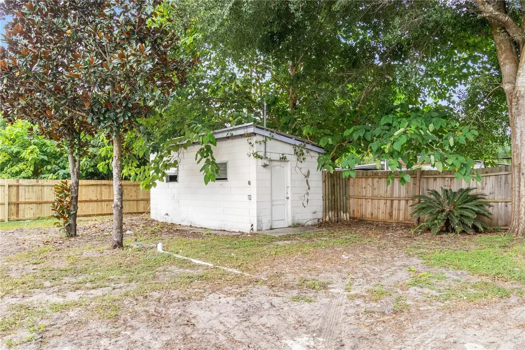 5870 S Us 301 Bushnell FL 33513