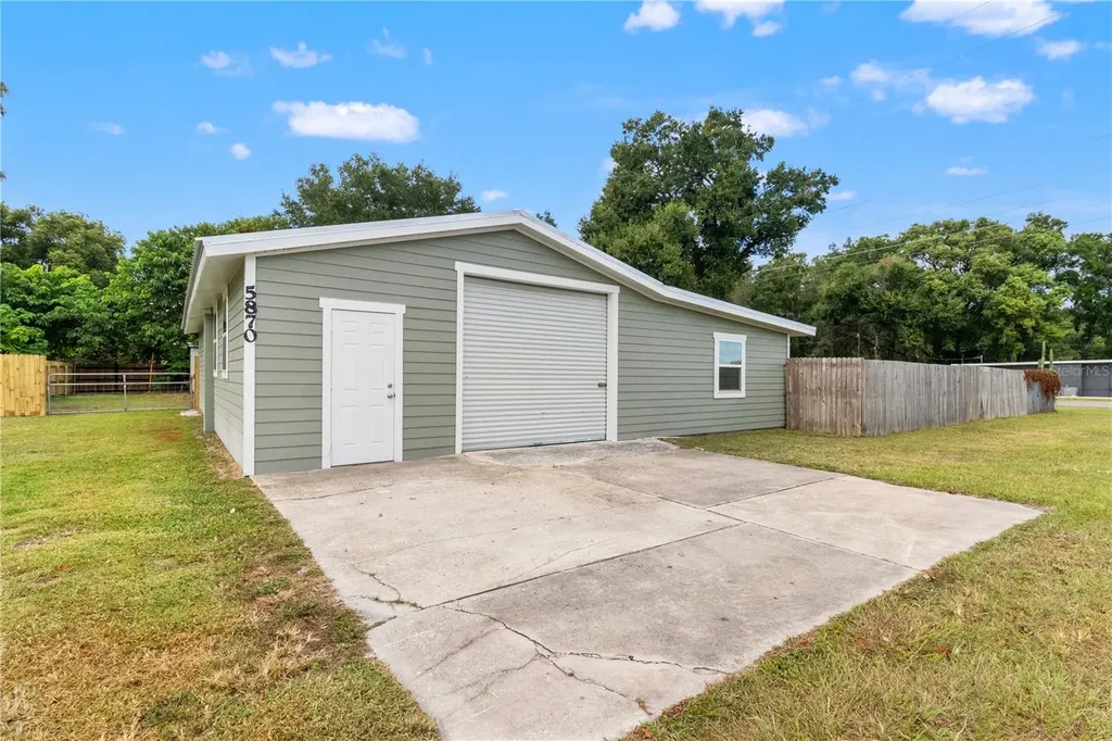 5870 S Us 301 Bushnell FL 33513