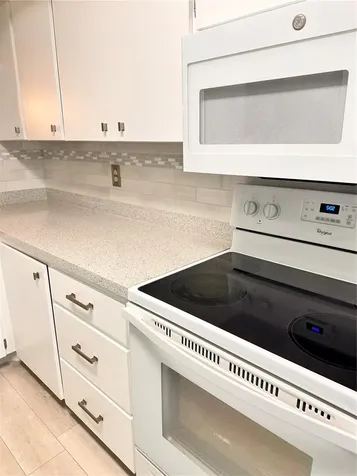 2630 Woodgate Lane Sarasota FL 34231