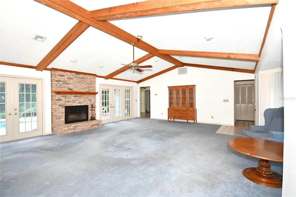 611 Old Eustis Road Mount Dora FL 32757