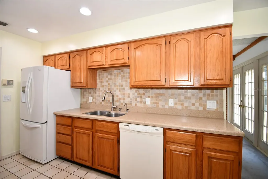 611 Old Eustis Road Mount Dora FL 32757