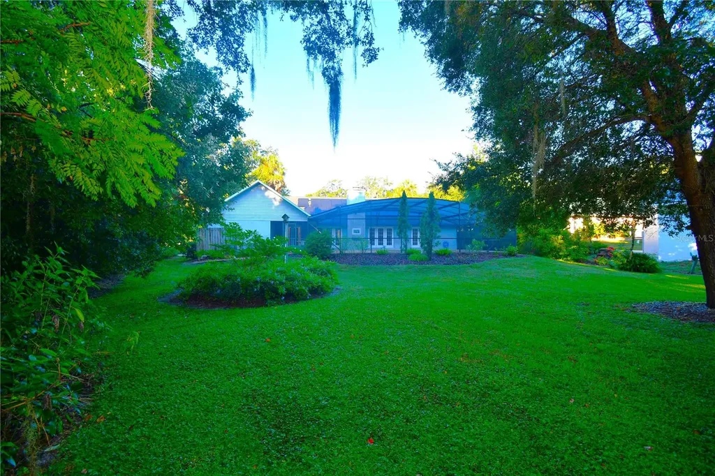 611 Old Eustis Road Mount Dora FL 32757