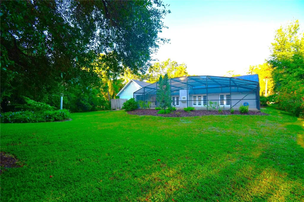 611 Old Eustis Road Mount Dora FL 32757