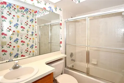 611 Old Eustis Road Mount Dora FL 32757