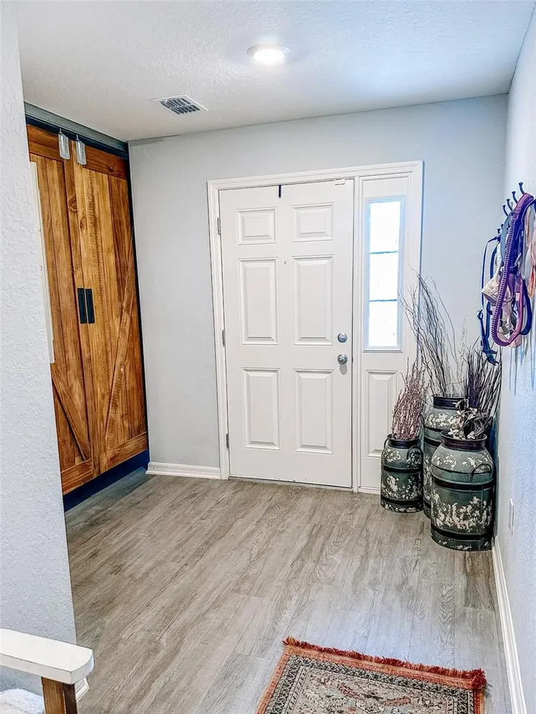105 Foxtail Loop Davenport FL 33837