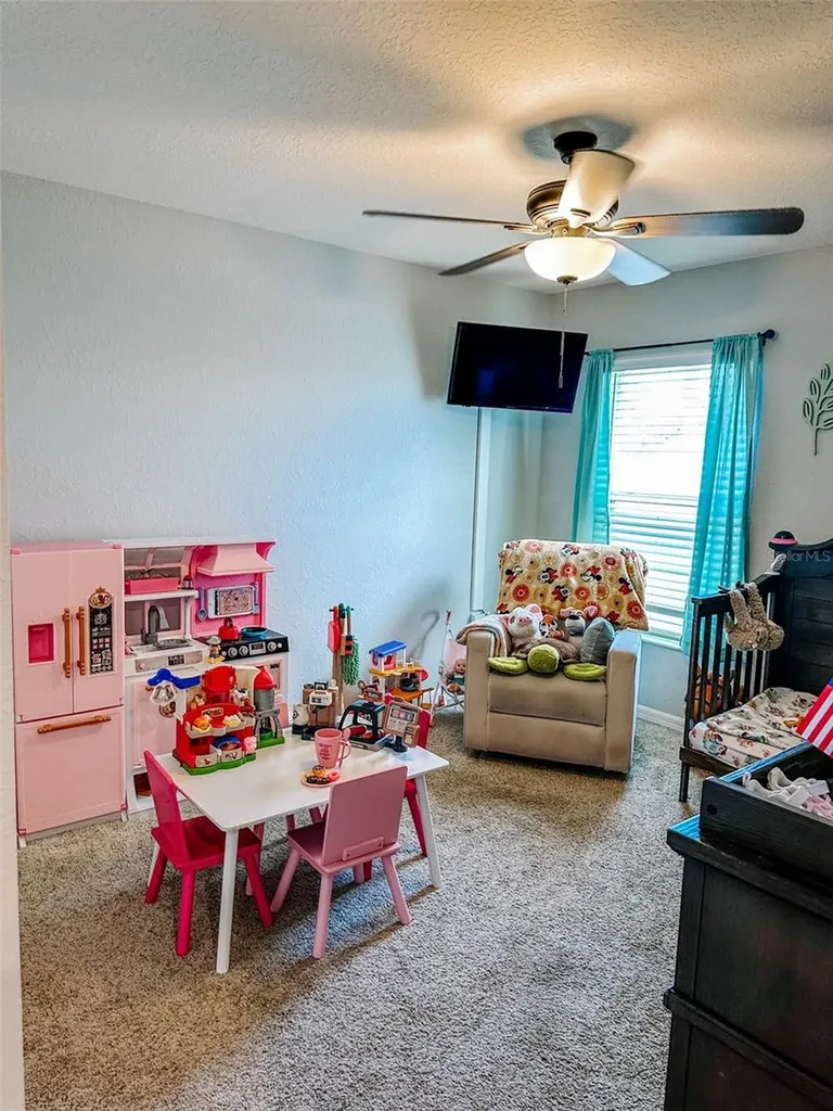 105 Foxtail Loop Davenport FL 33837
