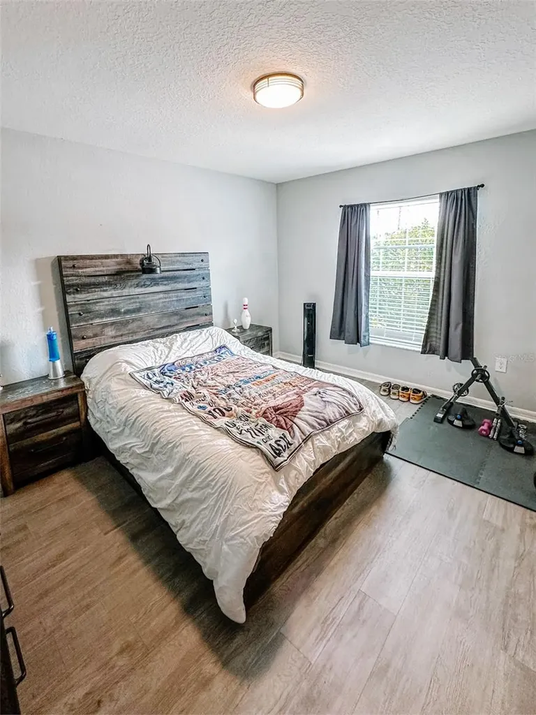 105 Foxtail Loop Davenport FL 33837