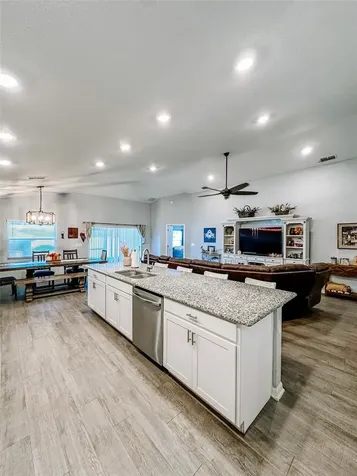 105 Foxtail Loop Davenport FL 33837