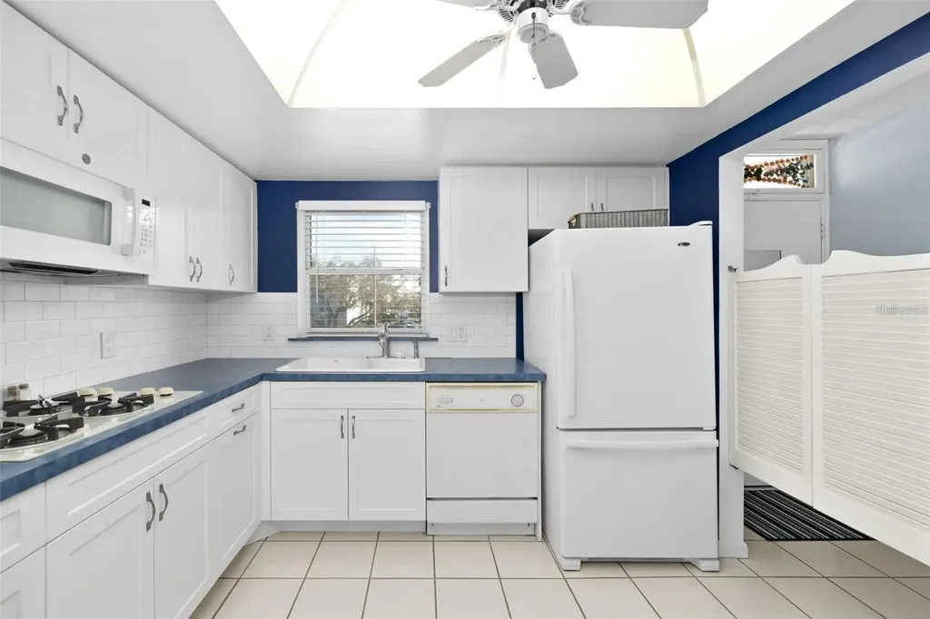 1868 Shore Drive S South Pasadena FL 33707