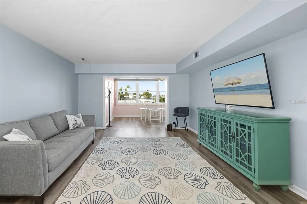 1868 Shore Drive S South Pasadena FL 33707