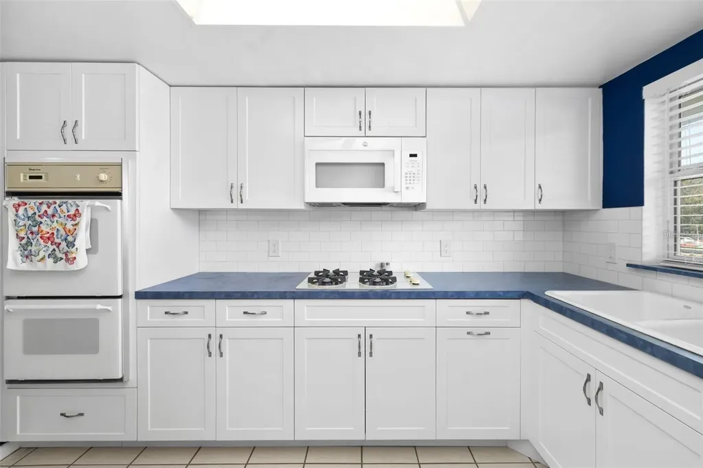 1868 Shore Drive S South Pasadena FL 33707